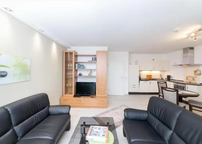 Doeser Seedeich 7, Sd2 *